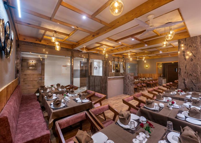 Gujarat Amreli Food & Dining