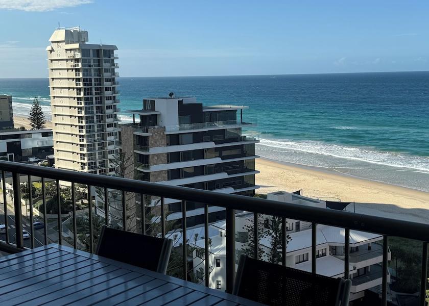 Queensland Main Beach Beach/Ocean View