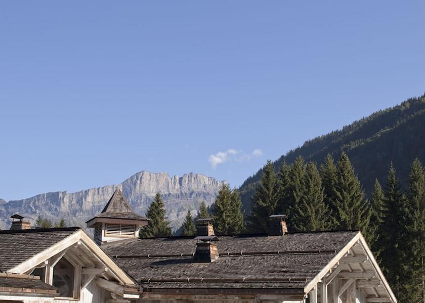 Auvergne-Rhone-Alpes Les Houches Exterior Detail