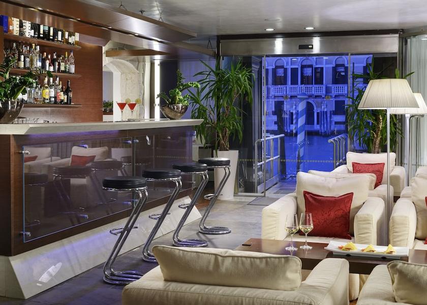 Veneto Venice Bar