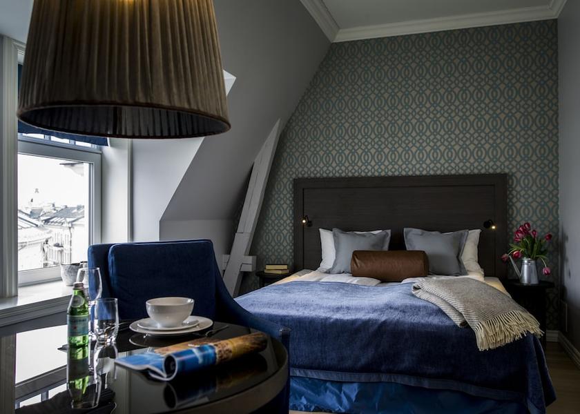  Oslo Room