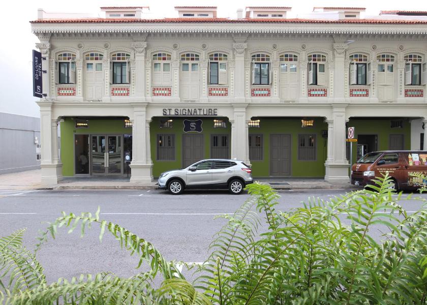  Singapore Hotel Exterior