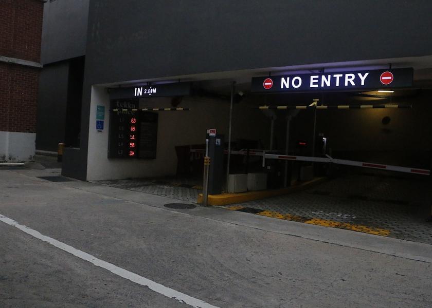  Singapore Parking