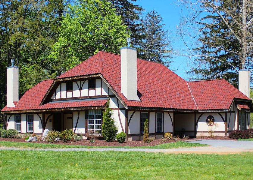 West Virginia Charles Town Exterior Detail