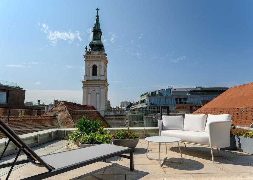 Budapest Terrace/patio