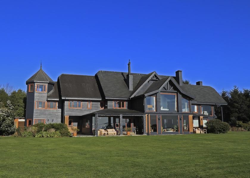 Los Lagos (region) Llanquihue Exterior Detail