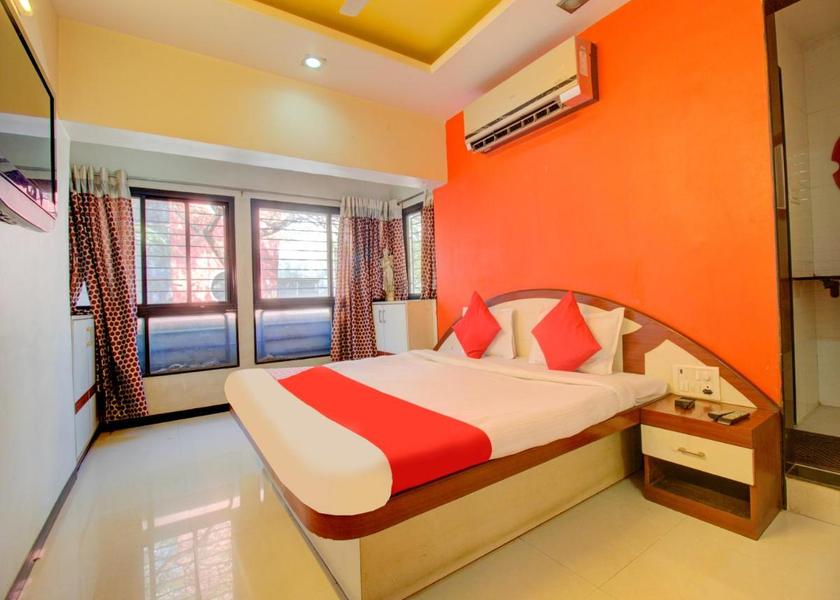 Maharashtra Nashik Classic Room
