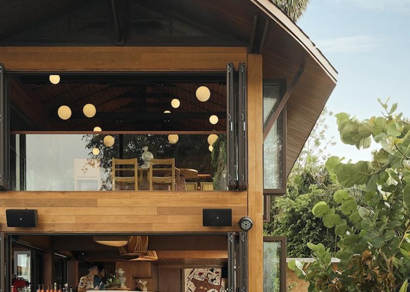 Phuket Province Maprao Island Restaurant