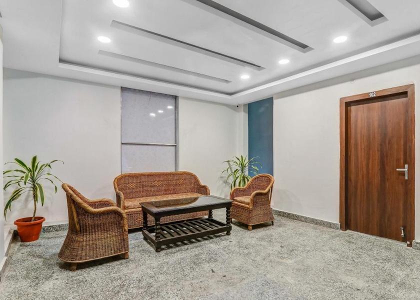 Uttar Pradesh Lucknow Public Areas