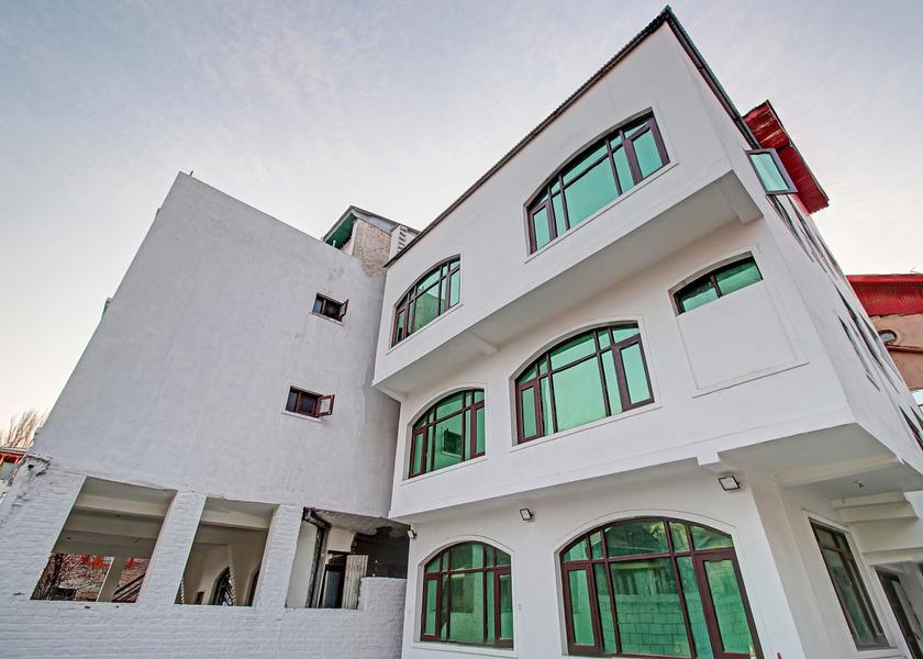 Jammu and Kashmir Srinagar Hotel Exterior