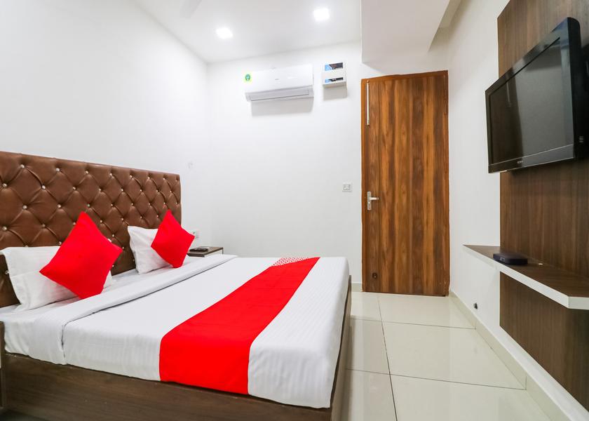 Haryana Hisar Classic Room