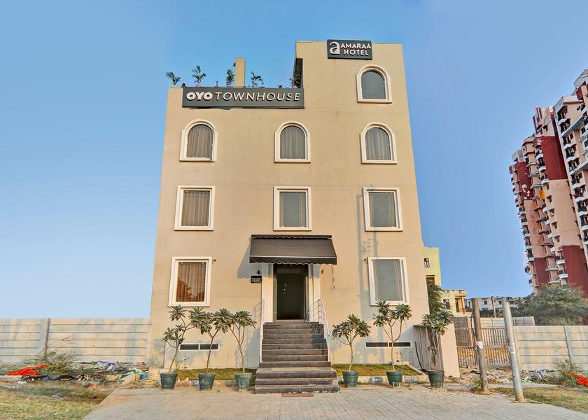 Uttar Pradesh Lucknow Facade