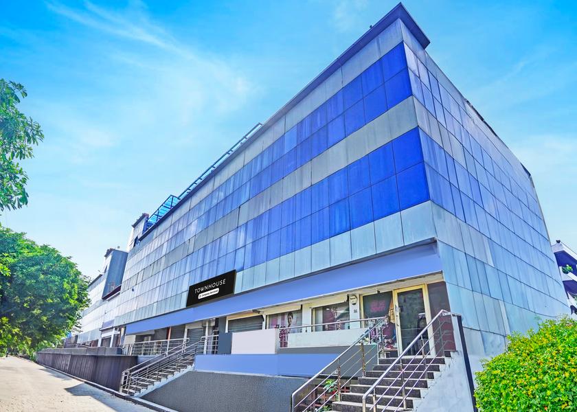 Uttar Pradesh Lucknow Hotel Exterior