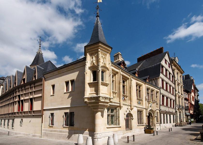 Normandy Rouen Hotel Exterior