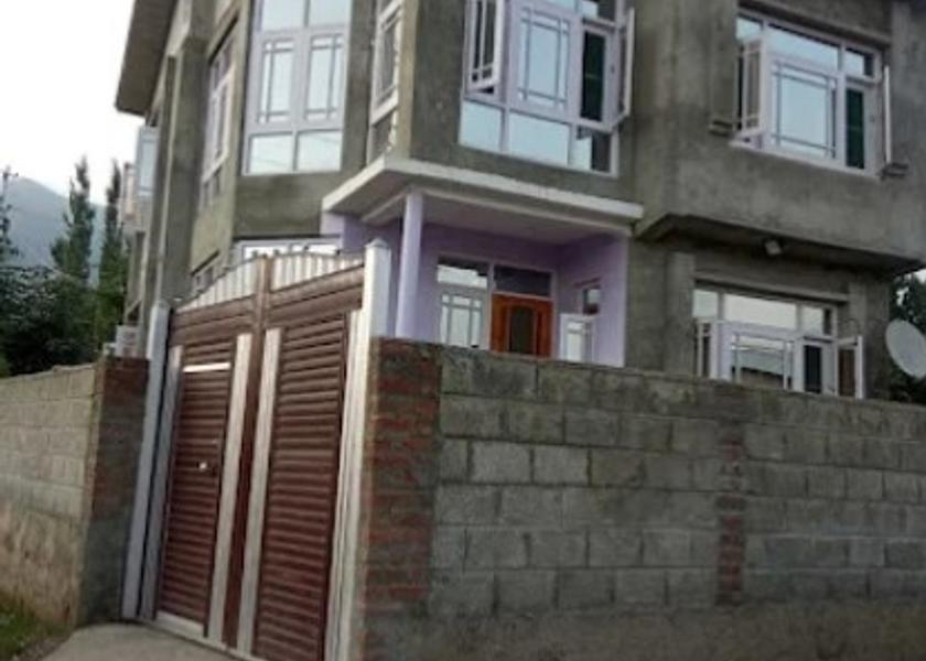 Jammu and Kashmir Srinagar Hotel Exterior