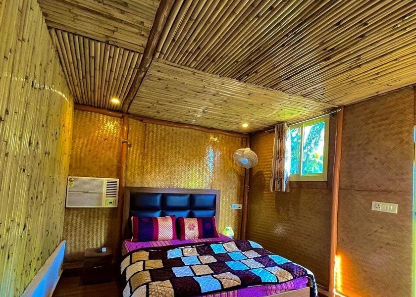 Uttarakhand Dehradun Deluxe Room