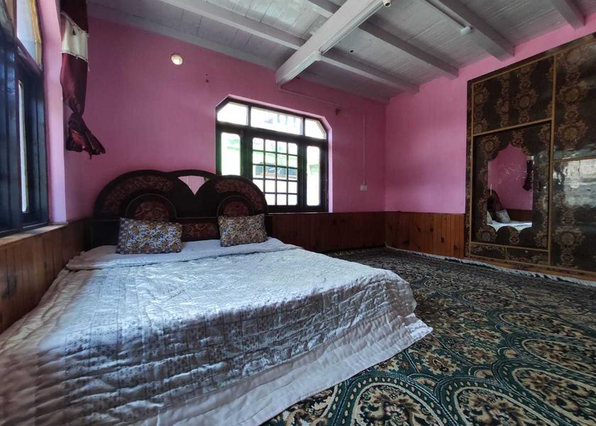 Jammu and Kashmir Jammu Classic Room