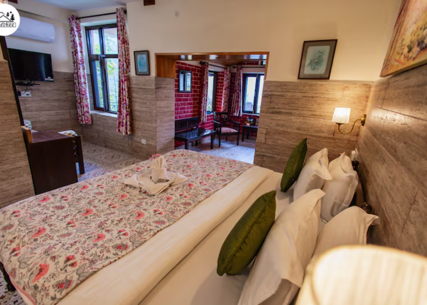 Himachal Pradesh Dharamshala Deluxe Independent Room