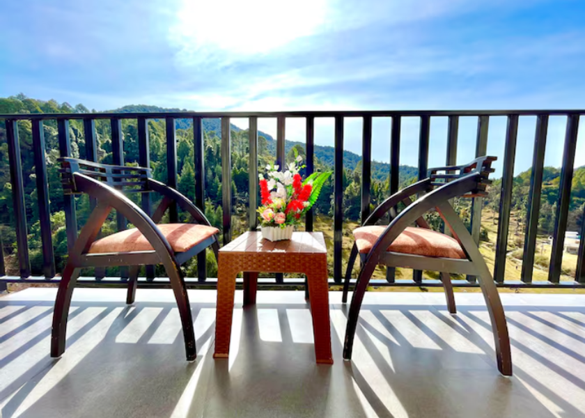 Himachal Pradesh Dalhousie Super Deluxe Room (Mountain View)
