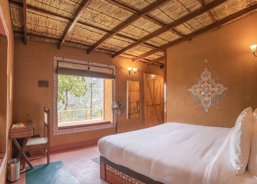 Himachal Pradesh Kasauli Room