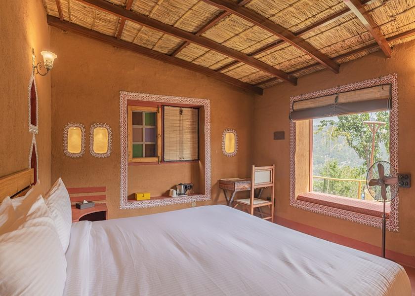 Himachal Pradesh Kasauli Room
