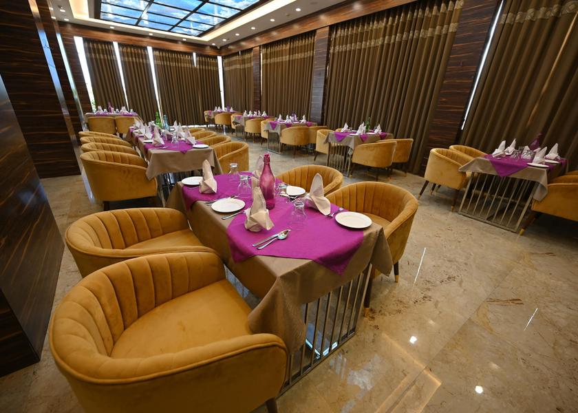 Madhya Pradesh Gwalior Food & Dining