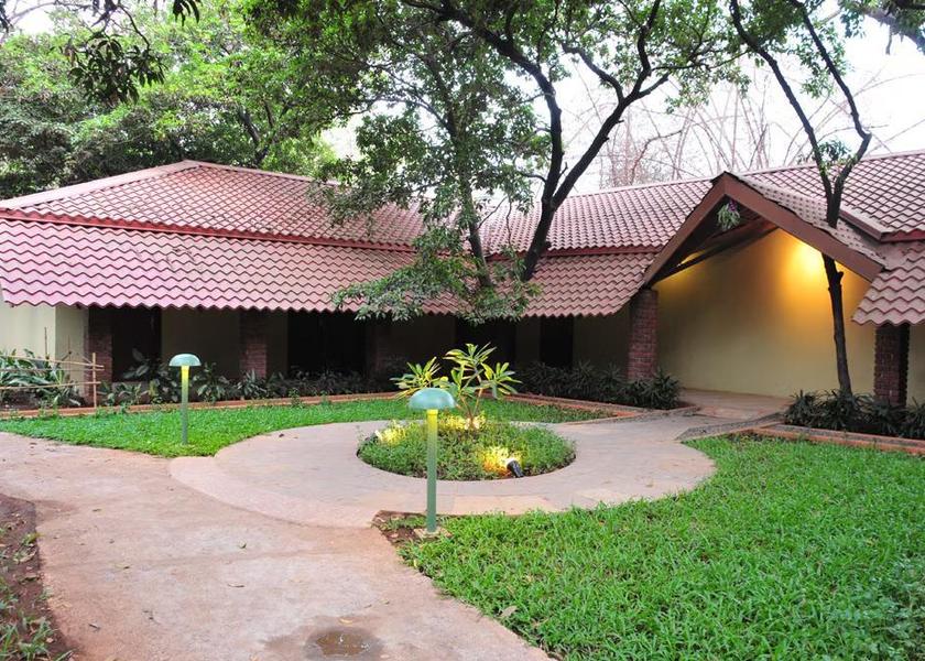 Maharashtra Mumbai Hotel Exterior