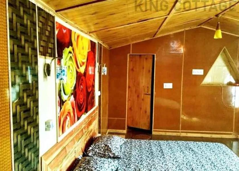 Himachal Pradesh Shimla Deluxe King Room