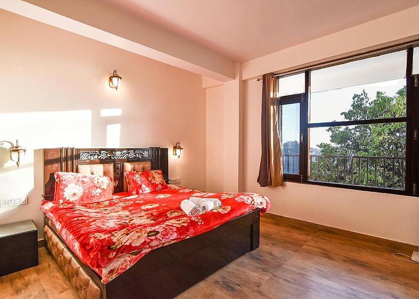 Himachal Pradesh Shimla Apartment with mountain view