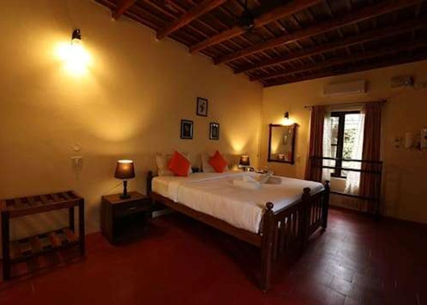 Karnataka Ontiyangadi Deluxe Room