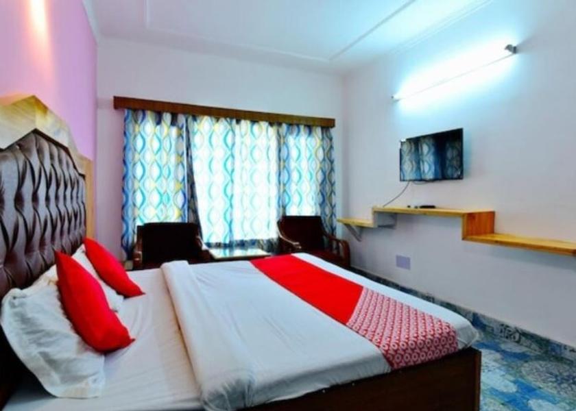Himachal Pradesh Manali  Deluxe Room