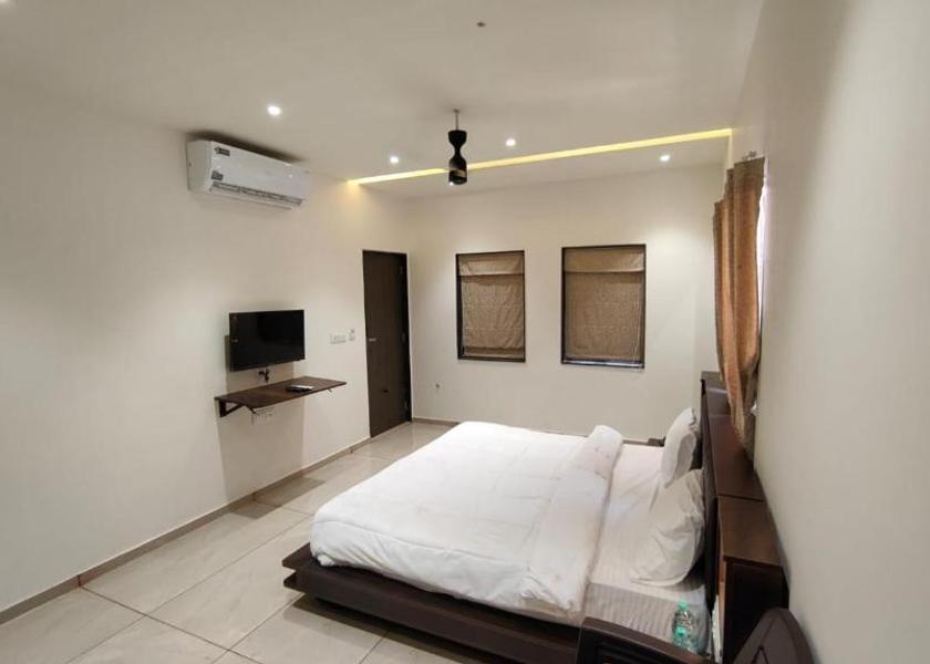 Gujarat Somnath Deluxe Cottage Room