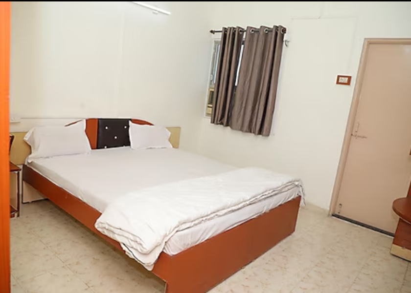 Maharashtra Satara Standard Double Room