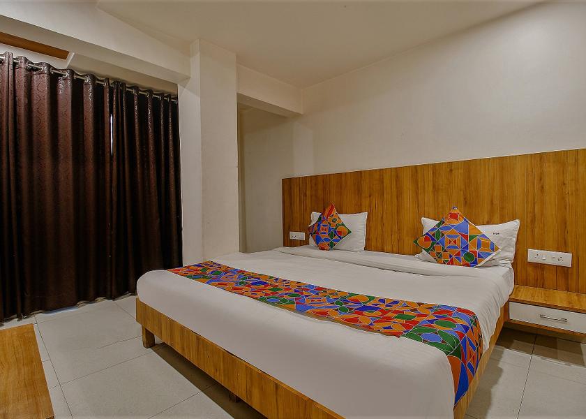 Madhya Pradesh Bhopal Deluxe Room