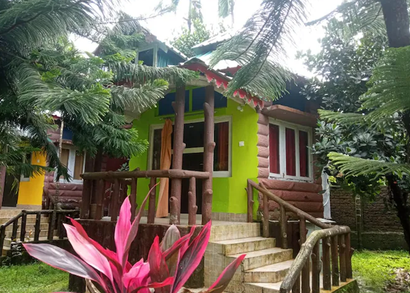 West Bengal Lataguri Hotel Exterior