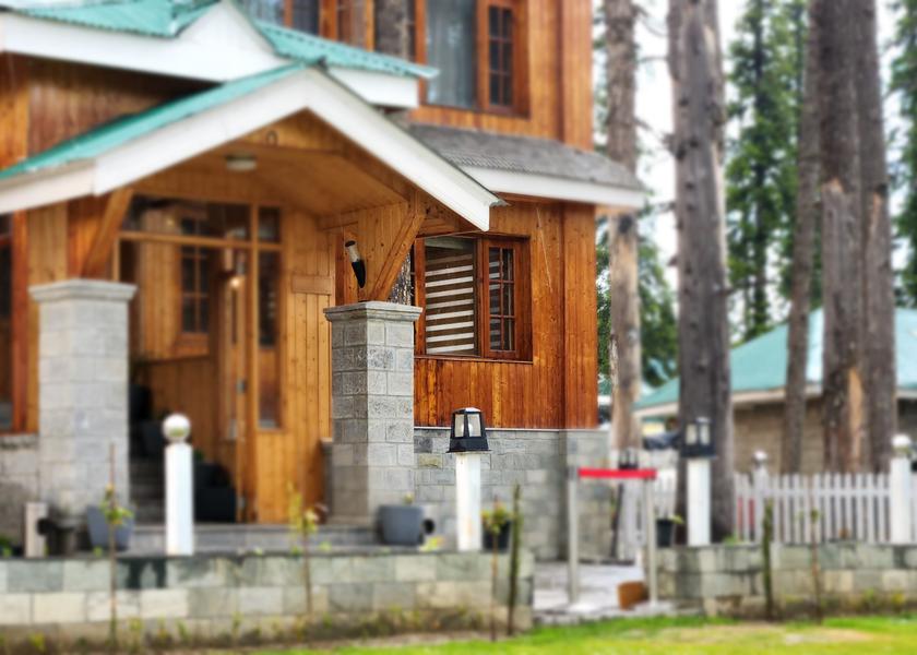 Jammu and Kashmir Gulmarg Hotel Exterior