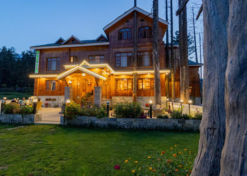Jammu and Kashmir Gulmarg Hotel Exterior
