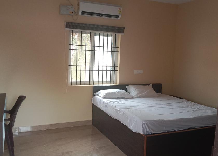 Tamil Nadu Tiruvannamalai Deluxe room 3