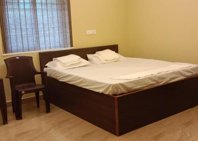 Tamil Nadu Tiruvannamalai Deluxe room 1