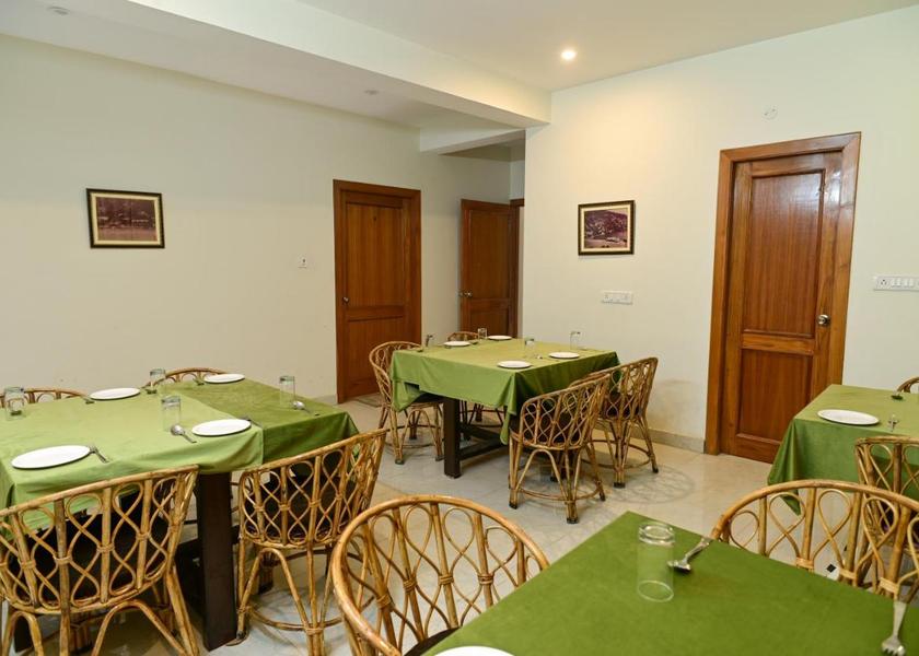 Uttarakhand Nainital Food & Dining