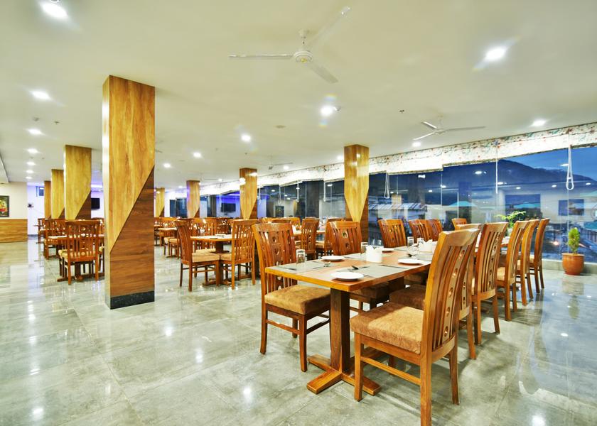 Himachal Pradesh Dharamshala Food & Dining