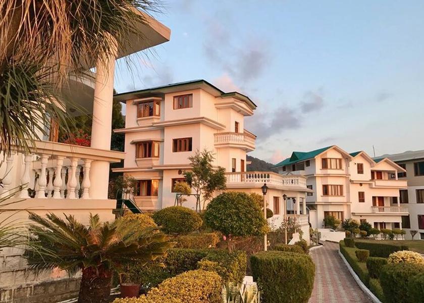 Jammu and Kashmir Gulmarg Hotel Exterior