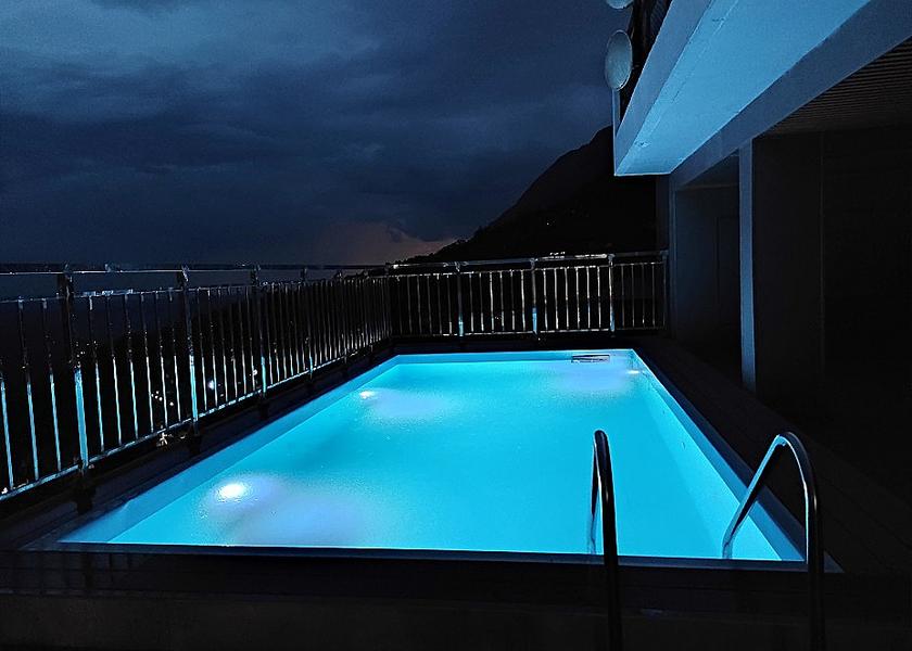 Kerala Munnar Pool
