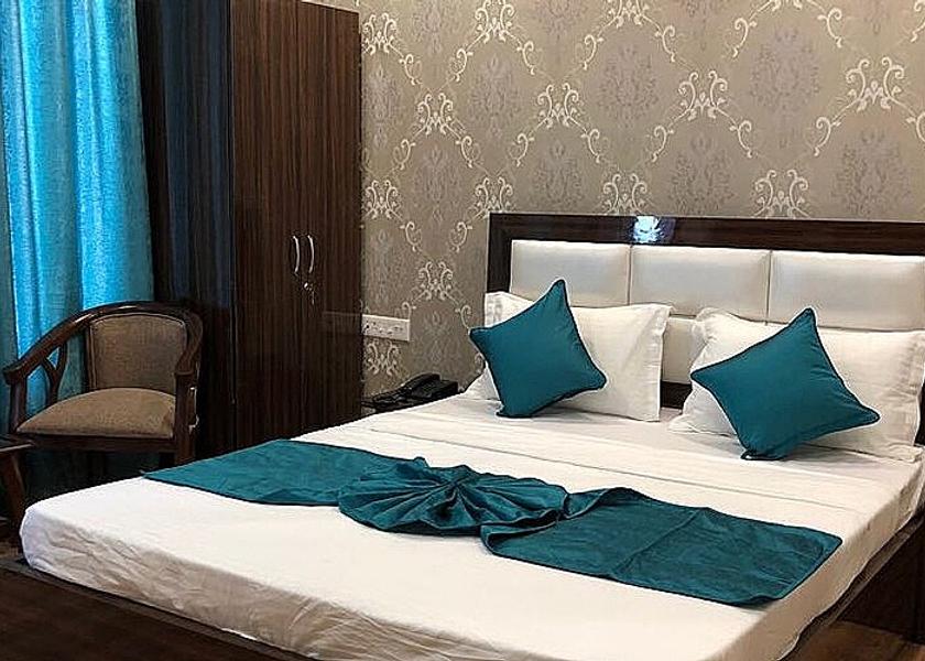 Punjab Zirakpur Deluxe AC Room