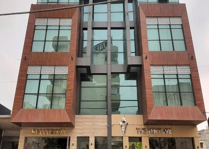 Punjab Zirakpur Hotel Exterior