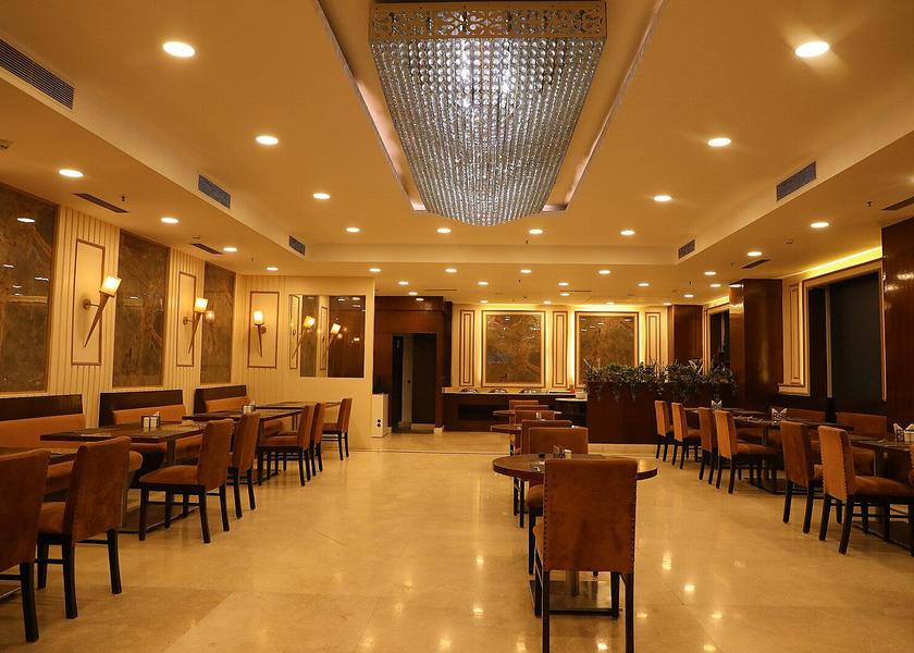 Uttar Pradesh Noida Food & Dining