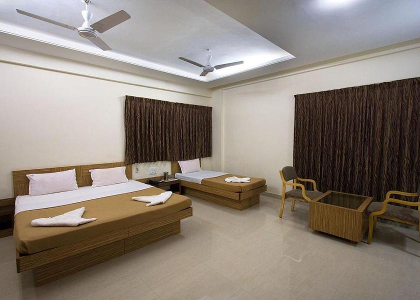 Maharashtra Malvan Deluxe Triple Room