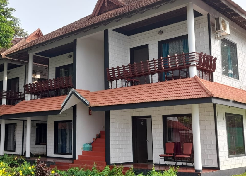 Kerala Kumarakom Hotel Exterior