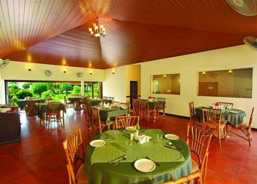Kerala Kumarakom Food & Dining
