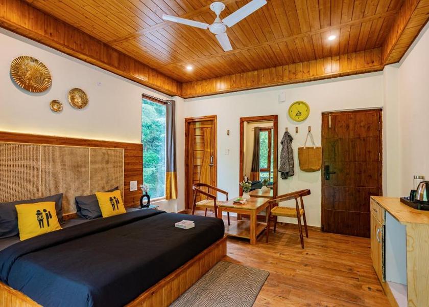 Himachal Pradesh Kasol Deluxe Double Room x B Block
